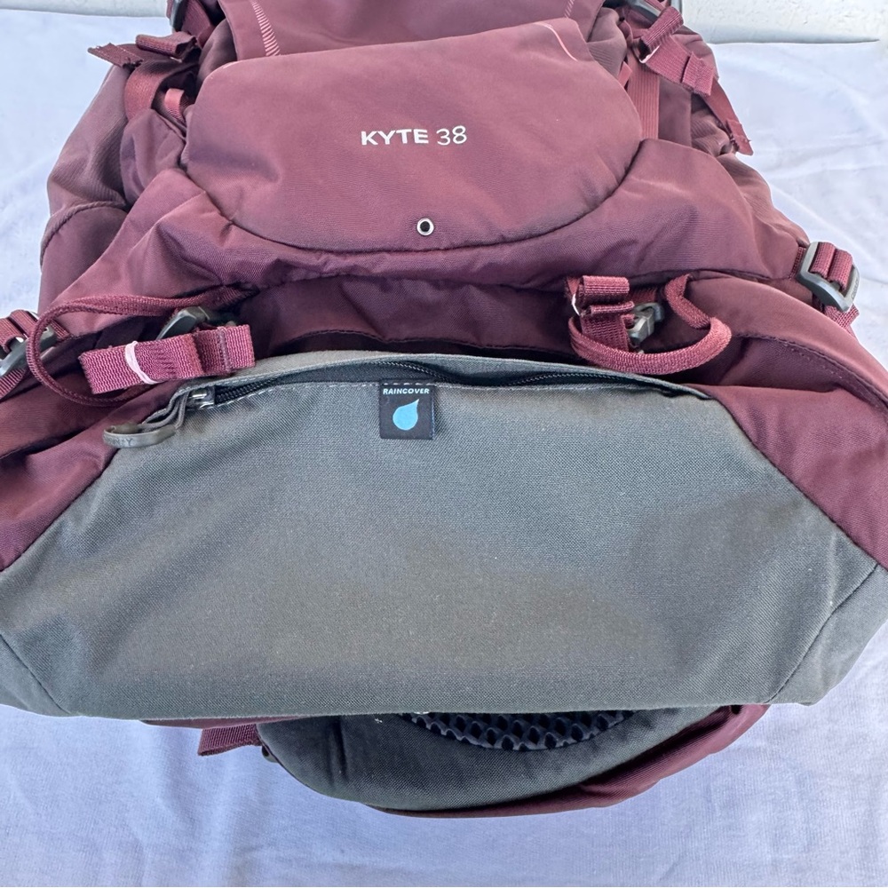 OSPREY KYTE 38L Women's Backpack - XS/S - Picture 4 of 16